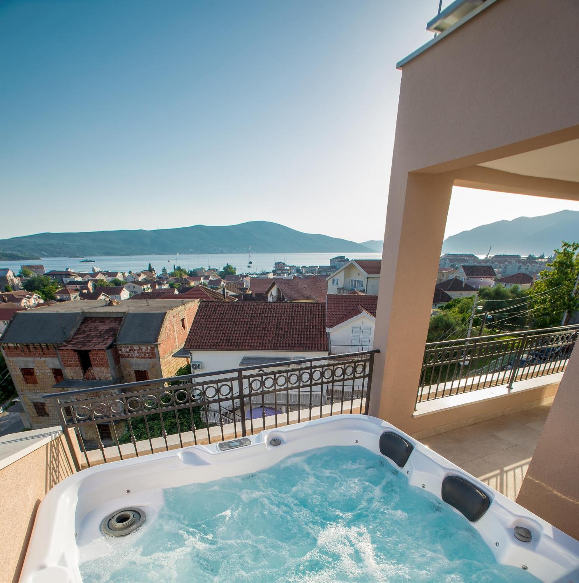 Luxury Apartments Ivanovic Tivat Exterior foto